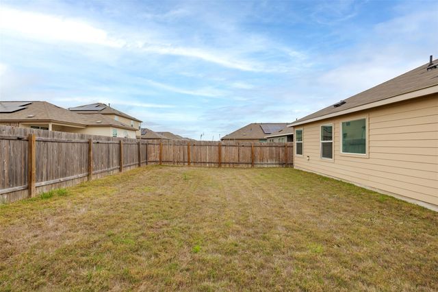 340 Sonterra DR, San Marcos, TX 78666