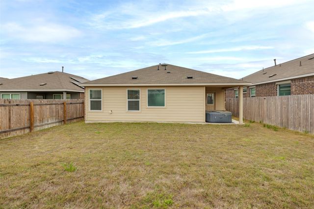 340 Sonterra DR, San Marcos, TX 78666