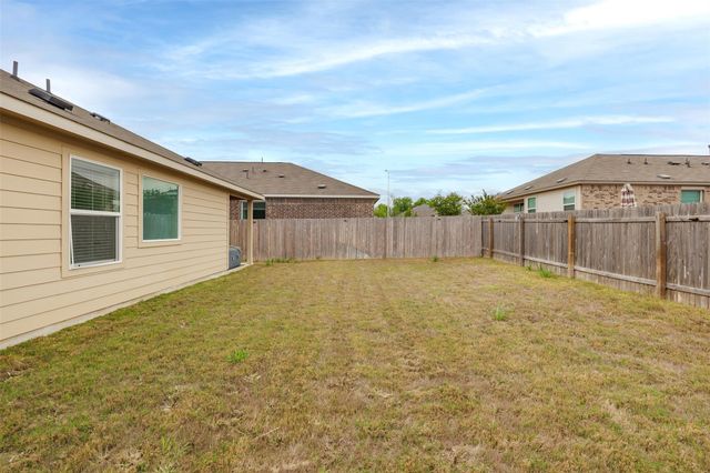 340 Sonterra DR, San Marcos, TX 78666