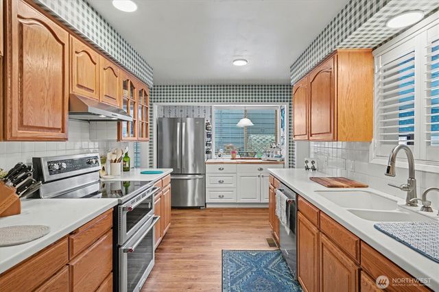 1414 19th Avenue, Longview, WA 98632