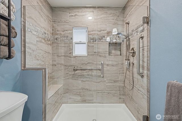 1414 19th Avenue, Longview, WA 98632