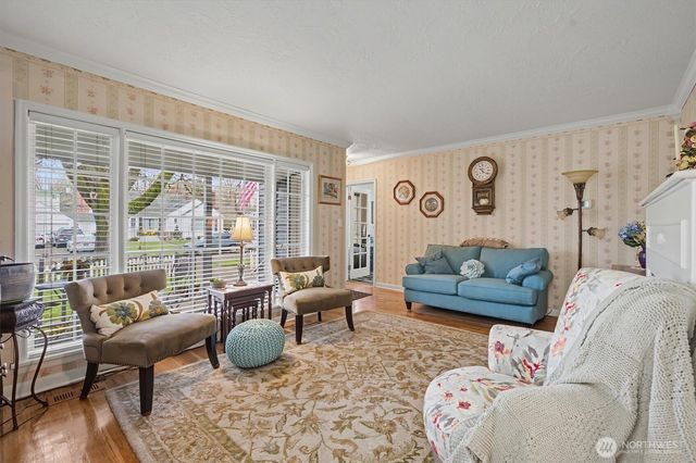 1414 19th Avenue, Longview, WA 98632