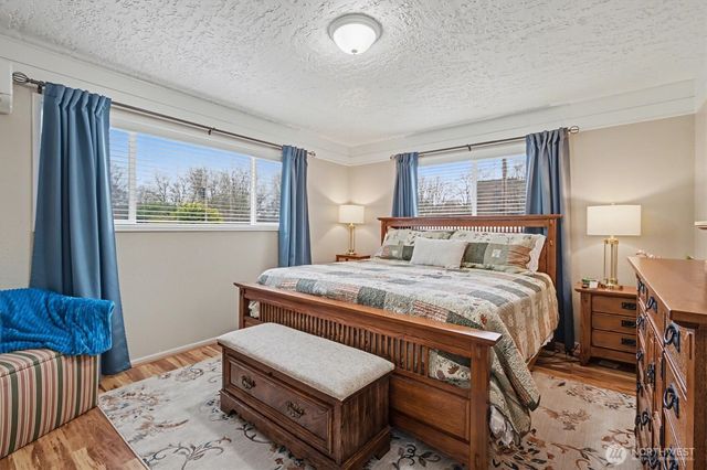 1414 19th Avenue, Longview, WA 98632