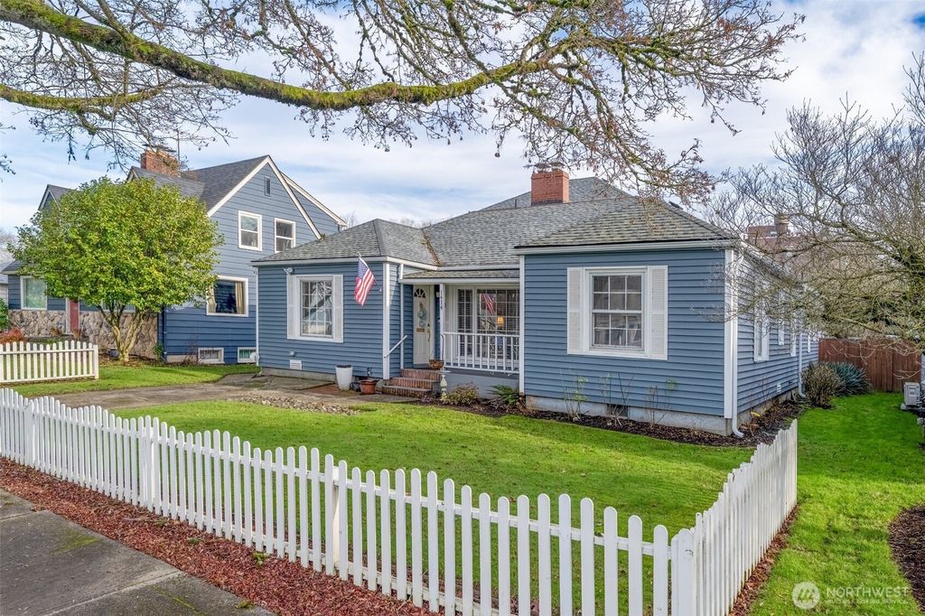 1414 19th Avenue, Longview, WA 98632