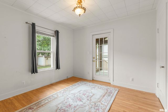 420 W ALBANY Avenue, Peoria, IL 61604