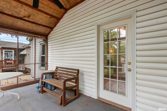 420 W ALBANY Avenue, Peoria, IL 61604
