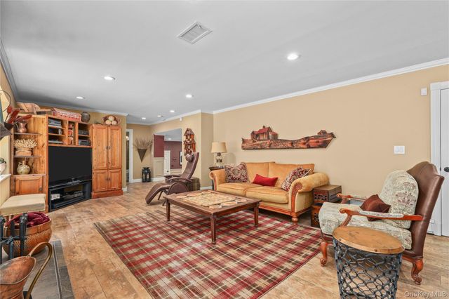 41 Lincoln Avenue, Rye Brook, NY 10573