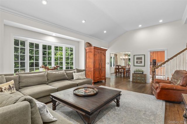 41 Lincoln Avenue, Rye Brook, NY 10573