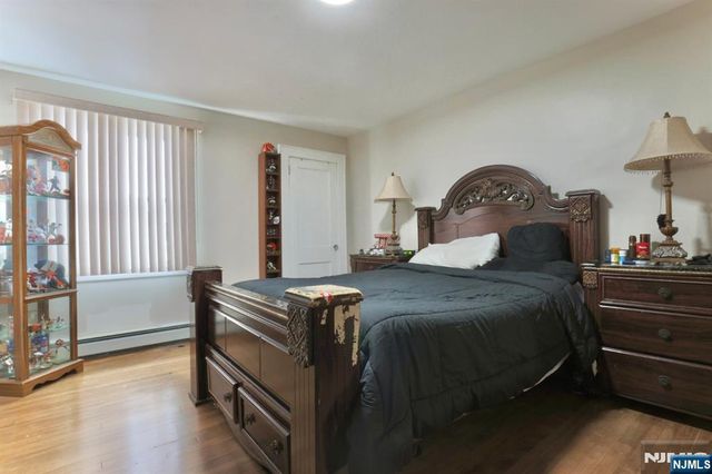 24 Hewitt Avenue, Belleville, NJ 07109