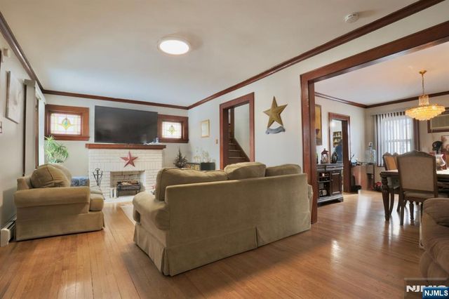 24 Hewitt Avenue, Belleville, NJ 07109