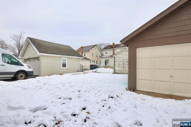 24 Hewitt Avenue, Belleville, NJ 07109