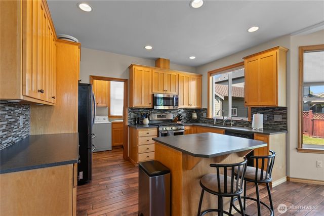 5927 Birdseye Court, Ferndale, WA 98248