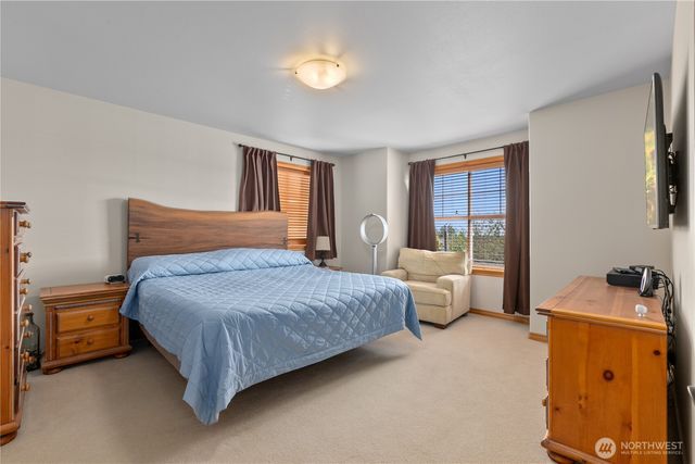 5927 Birdseye Court, Ferndale, WA 98248