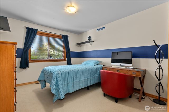 5927 Birdseye Court, Ferndale, WA 98248