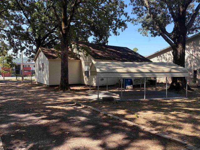 1919 Parkway Drive, North Little Rock, AR 72118