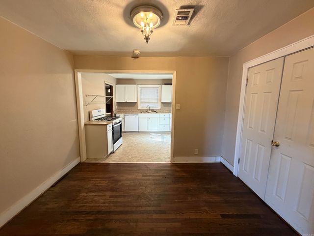1919 Parkway Drive, North Little Rock, AR 72118
