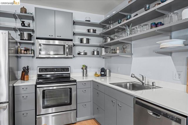 1201 Pine St 354, Oakland, CA 94607