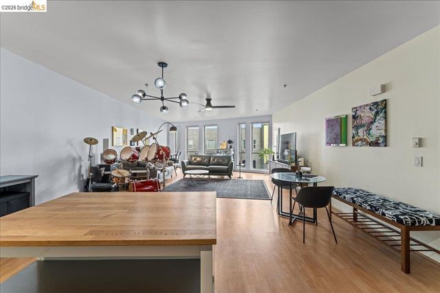 1201 Pine St 354, Oakland, CA 94607