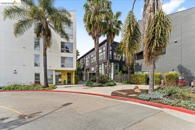 1201 Pine St 354, Oakland, CA 94607