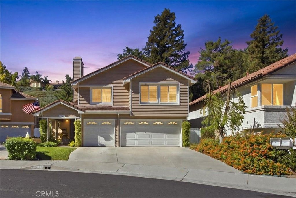 24109 Clearbank, Newhall, CA 91321 — exterior