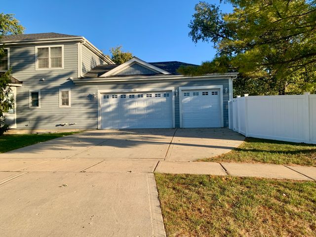 831 N Yale Avenue, Villa Park, IL 60181