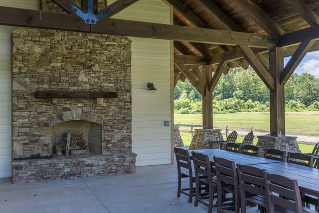 325 River Mountain Road, Murphy, NC 28906
