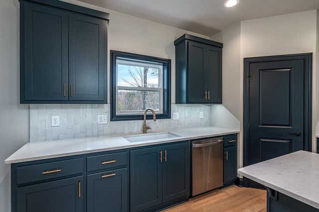 325 River Mountain Road, Murphy, NC 28906