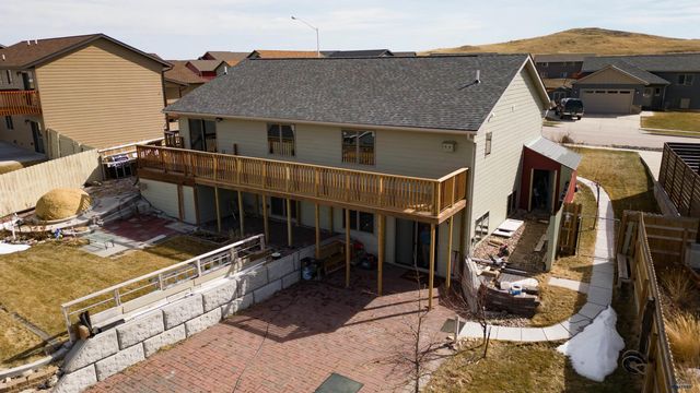 222 E BENGAL DR, Rapid City, SD 57701