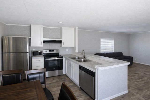 320 Road 5821, Cleveland, TX 77327