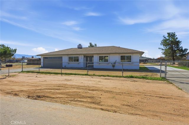 22267 Gayhead, Apple Valley, CA 92307