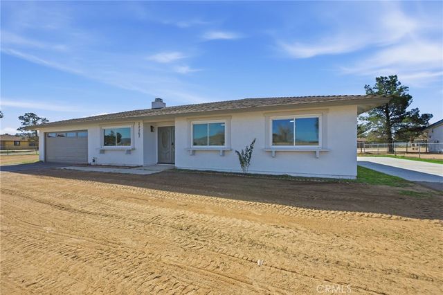 22267 Gayhead, Apple Valley, CA 92307