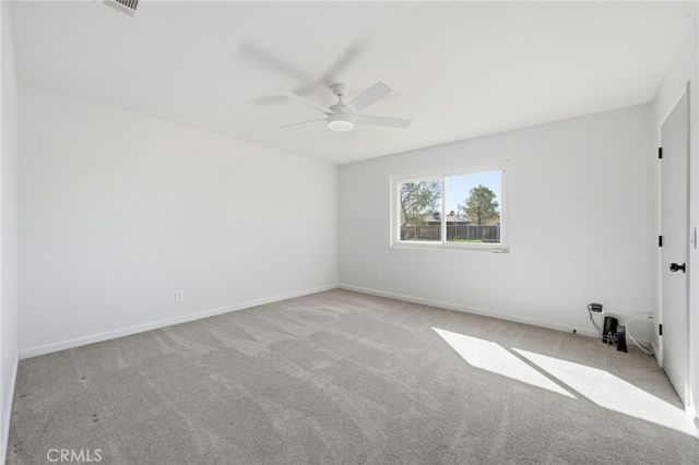 22267 Gayhead, Apple Valley, CA 92307