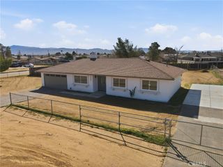 22267 Gayhead, Apple Valley, CA 92307