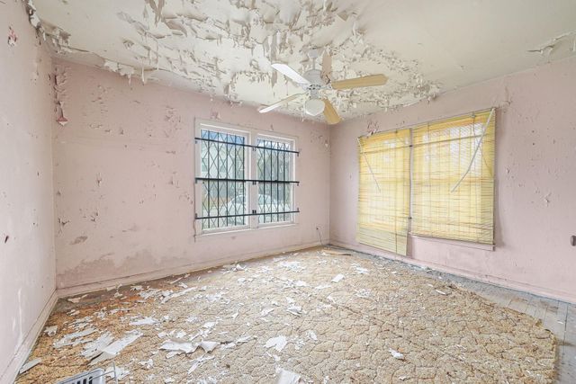 4722 Edmund Street, Houston, TX 77020