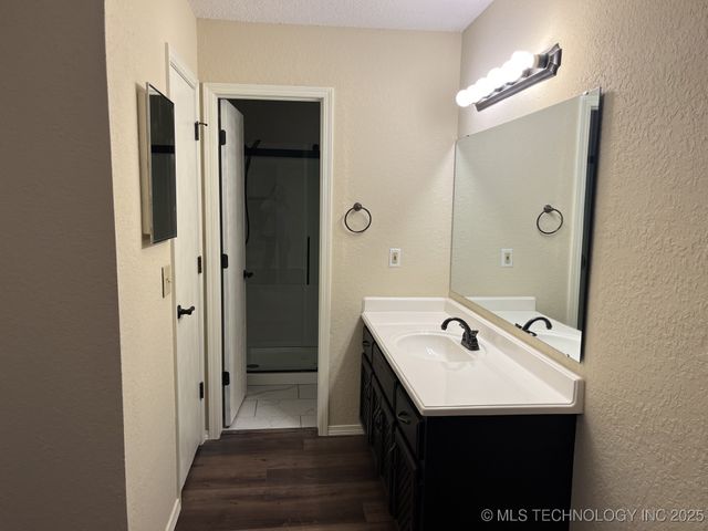 12106 E 89th Street North, Owasso, OK 74055