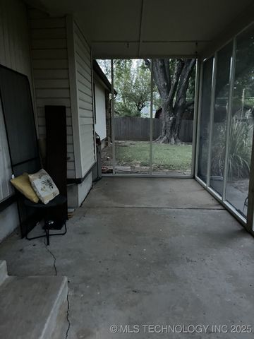 12106 E 89th Street North, Owasso, OK 74055