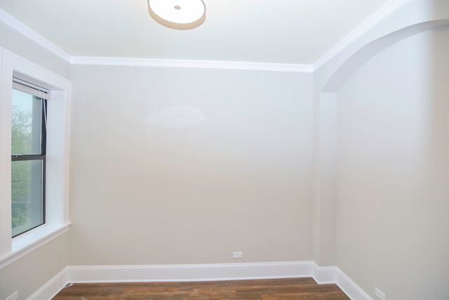817 W Lakeside Place 501, Chicago, IL 60640