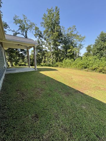 132 Schroer Rd, Clarksville, TN 37042