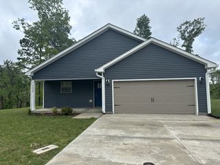 132 Schroer Rd, Clarksville, TN 37042