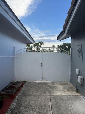 14770 SW 60th St, Miami, FL 33193