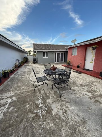 14770 SW 60th St, Miami, FL 33193
