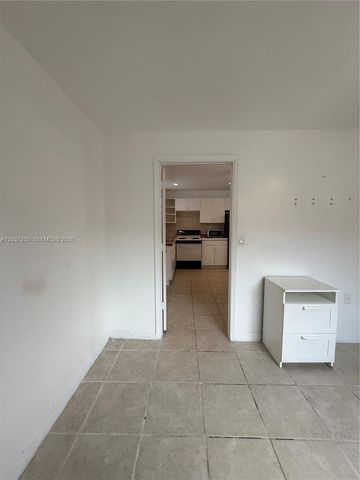 14770 SW 60th St, Miami, FL 33193