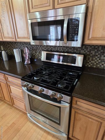 14215 Red Oak Drive, Van Buren Charter Township, MI 48111