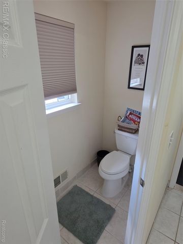 14215 Red Oak Drive, Van Buren Charter Township, MI 48111