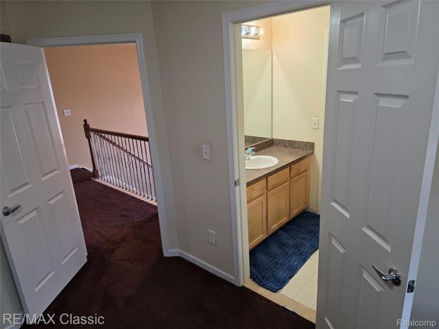 14215 Red Oak Drive, Van Buren Charter Township, MI 48111