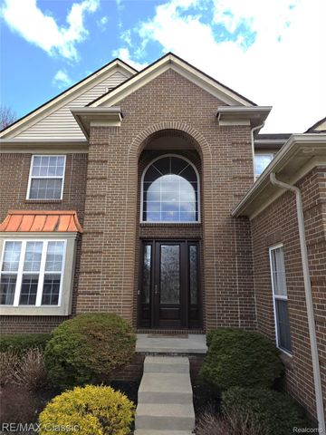 14215 Red Oak Drive, Van Buren Charter Township, MI 48111