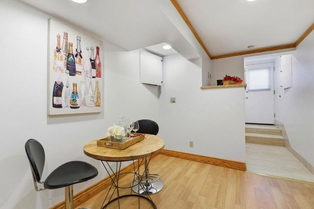 809 E 5th Avenue, San Mateo, CA 94402