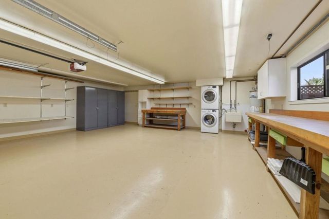 809 E 5th Avenue, San Mateo, CA 94402