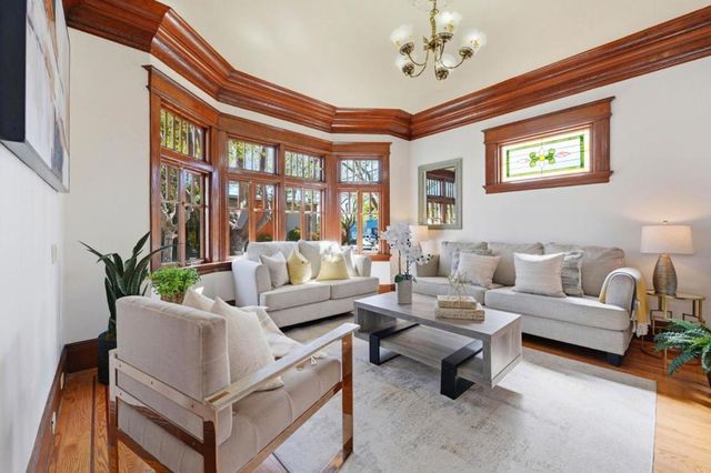 809 E 5th Avenue, San Mateo, CA 94402