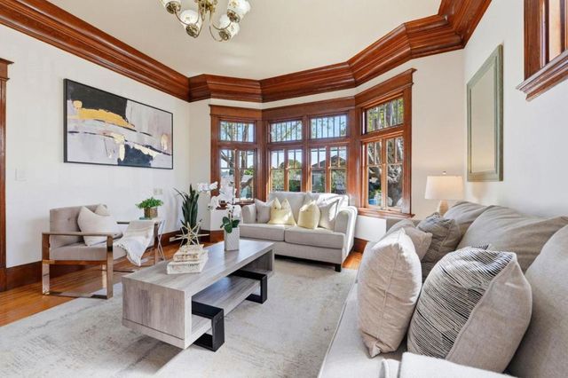 809 E 5th Avenue, San Mateo, CA 94402